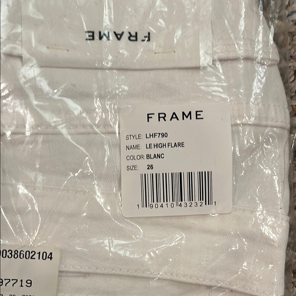 Frame White Le High Flare Jeans